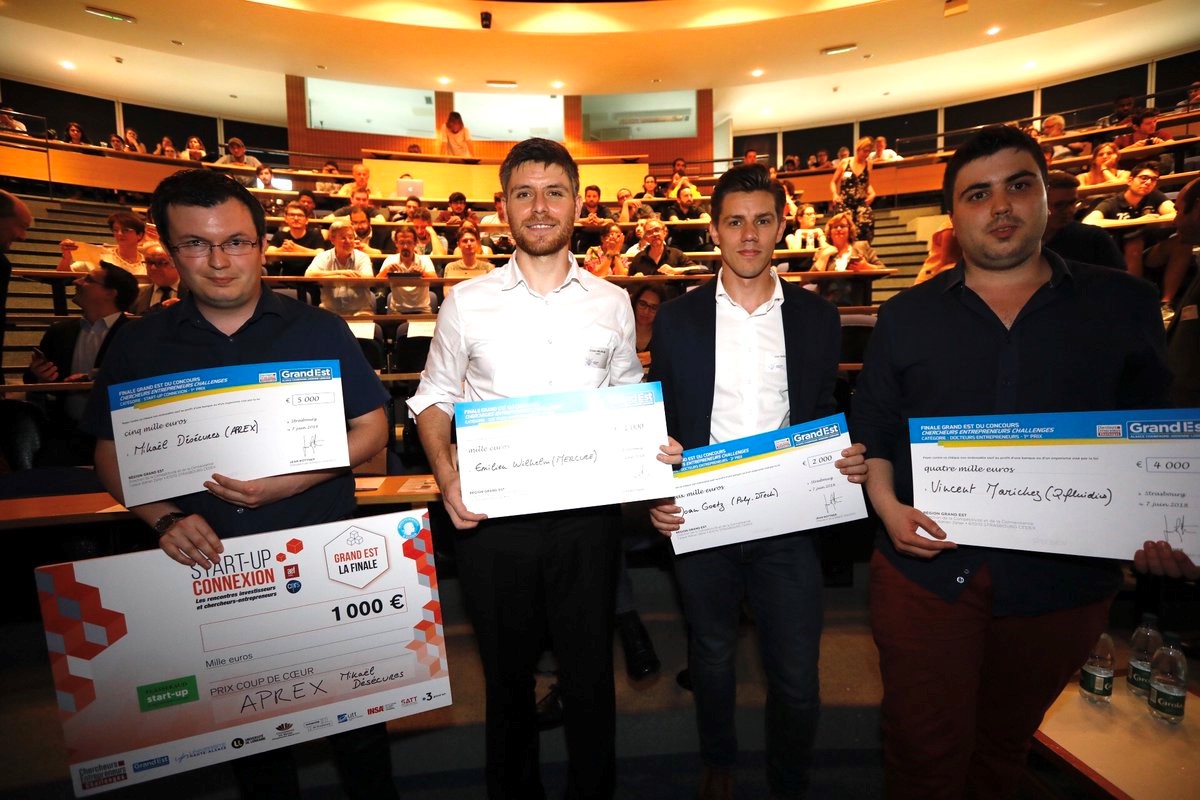 Photo des lauréats du concours Chercheurs-entrepreneurs challenge