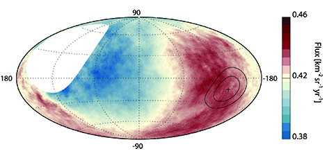 Carte du ciel montrant le flux de rayons cosmiques.