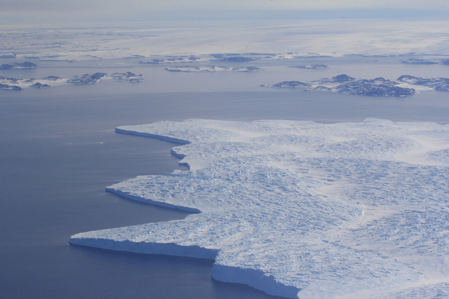 paysage glaciaire vu du ciel