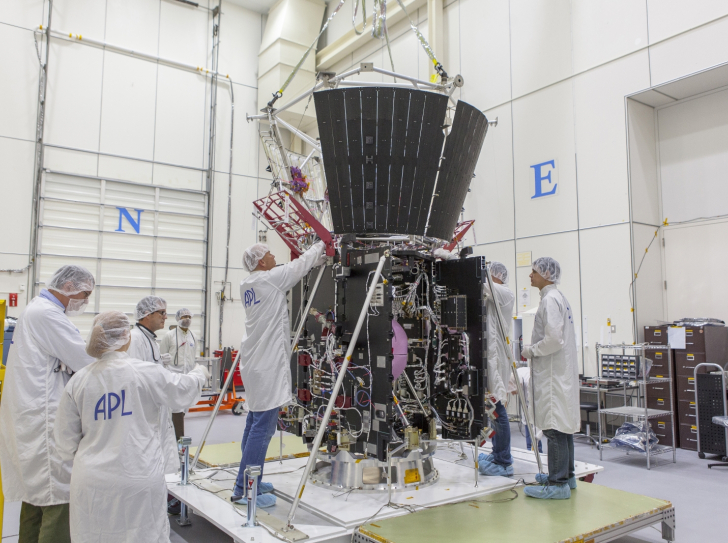 Assemblage de la sonde américaine Parker Solar Probe