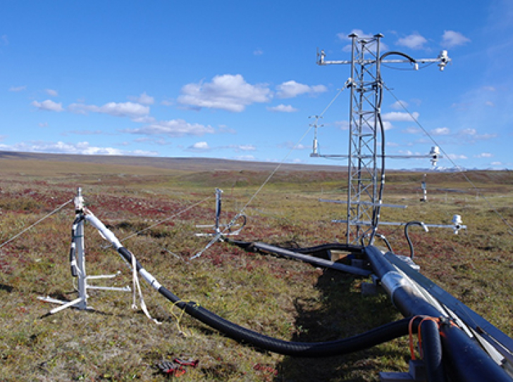 Mercury in the Arctic Ocean : Stopover in the tundra